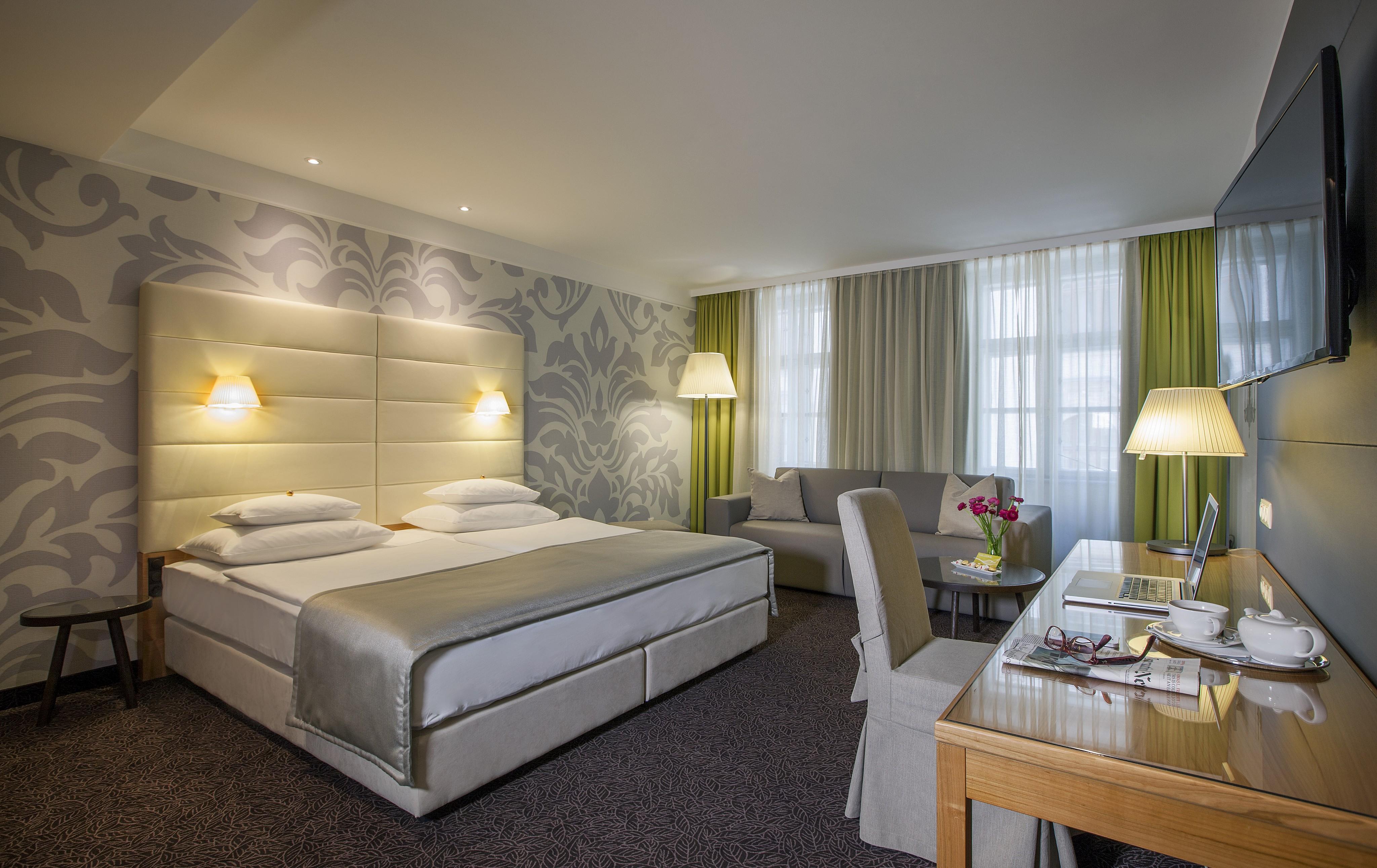 Boutique Tigra 4* Viena