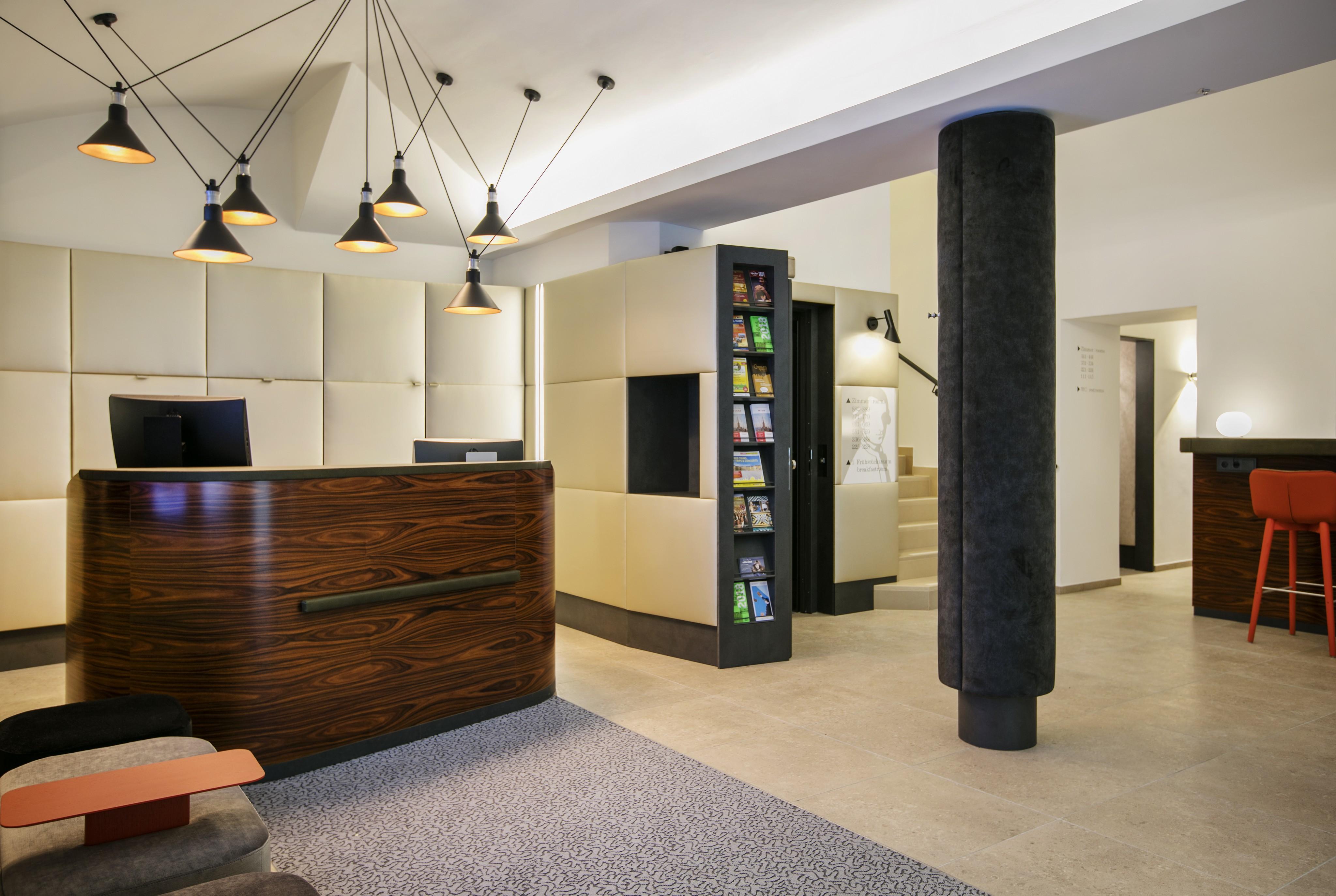 Boutique Tigra 4* Viena
